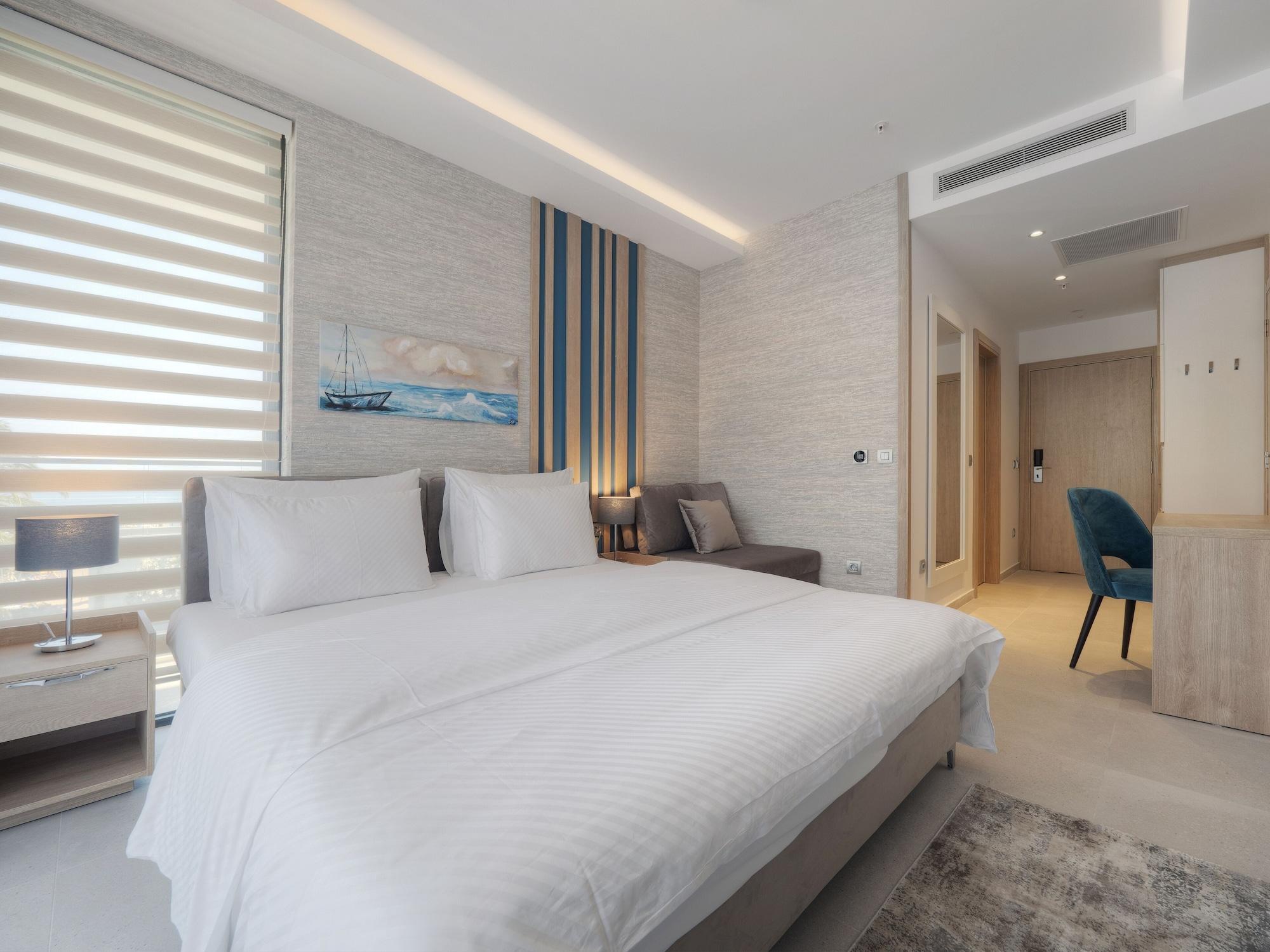 Hotel Montenegro 4*