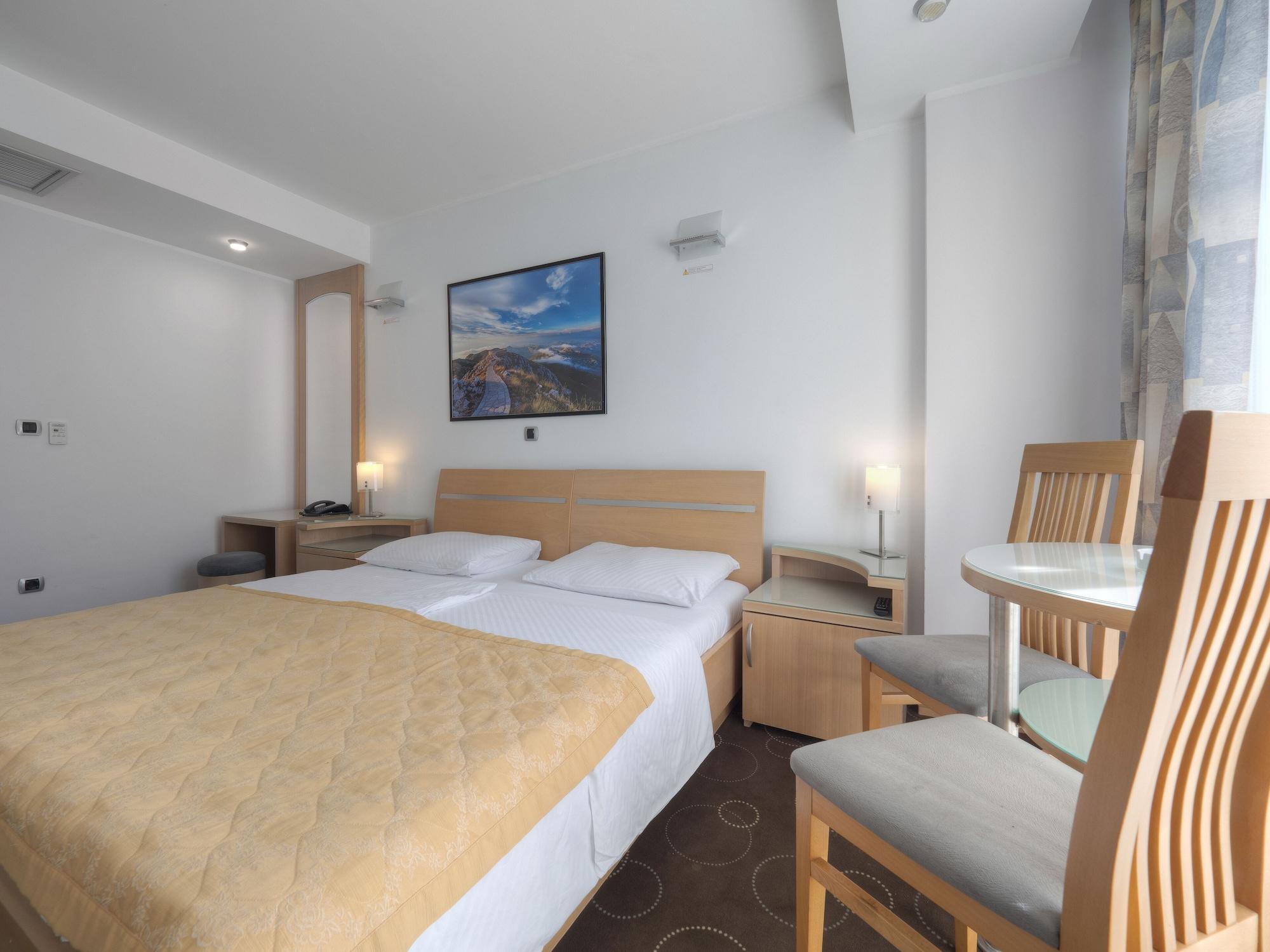 Montenegro Hotel 4*