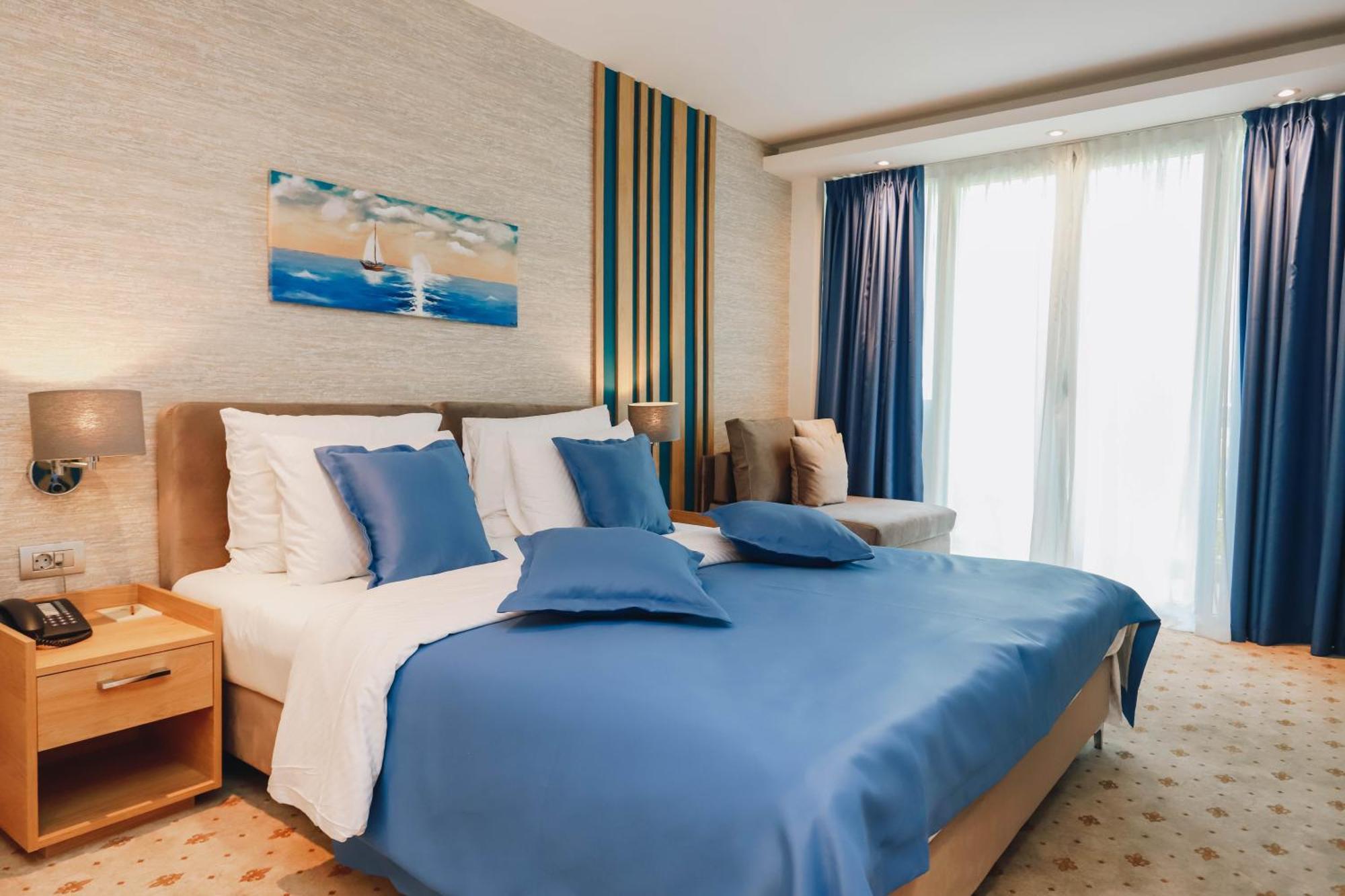 Montenegro Hotel 4*