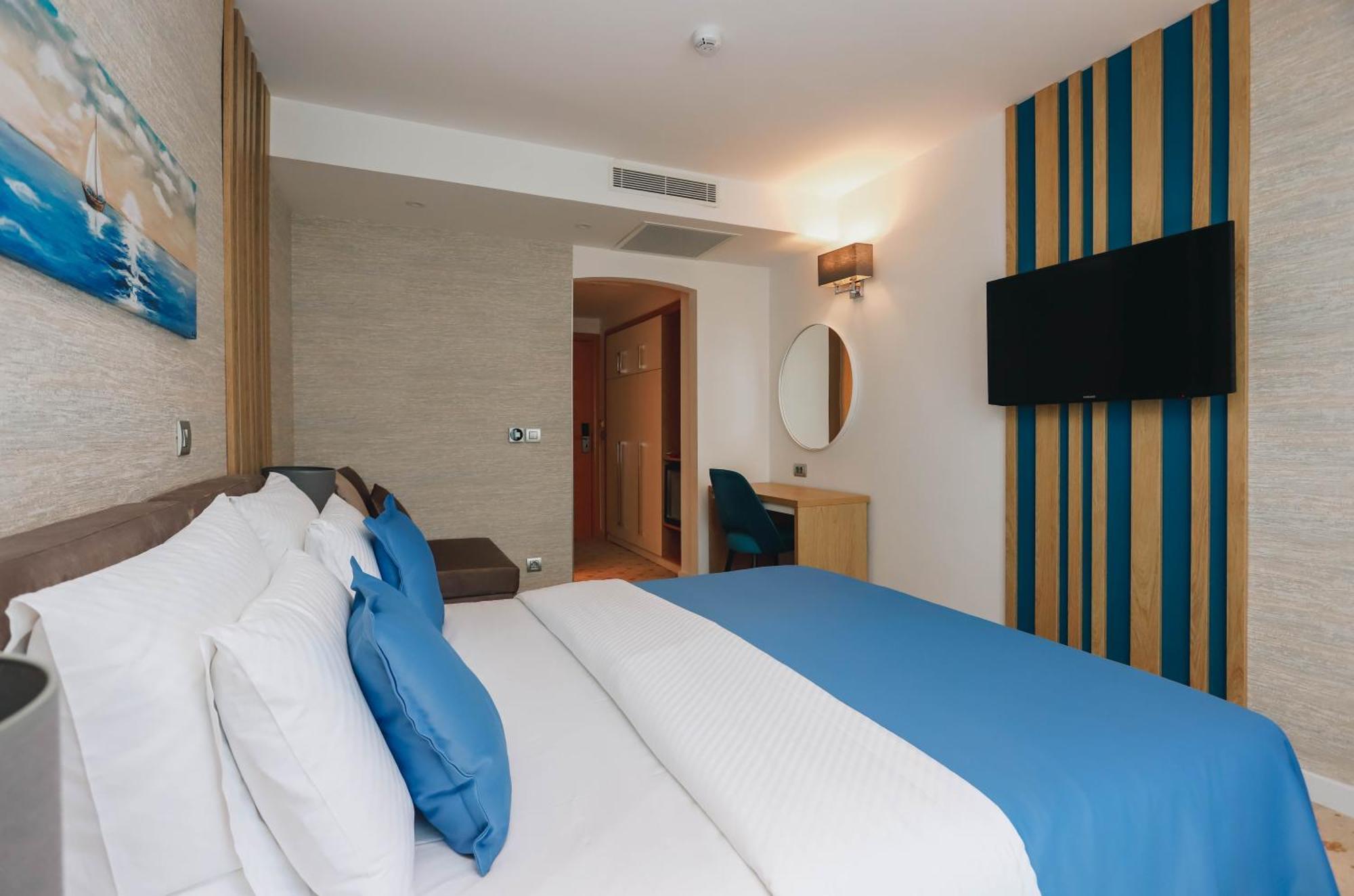 Montenegro Hotel 4*